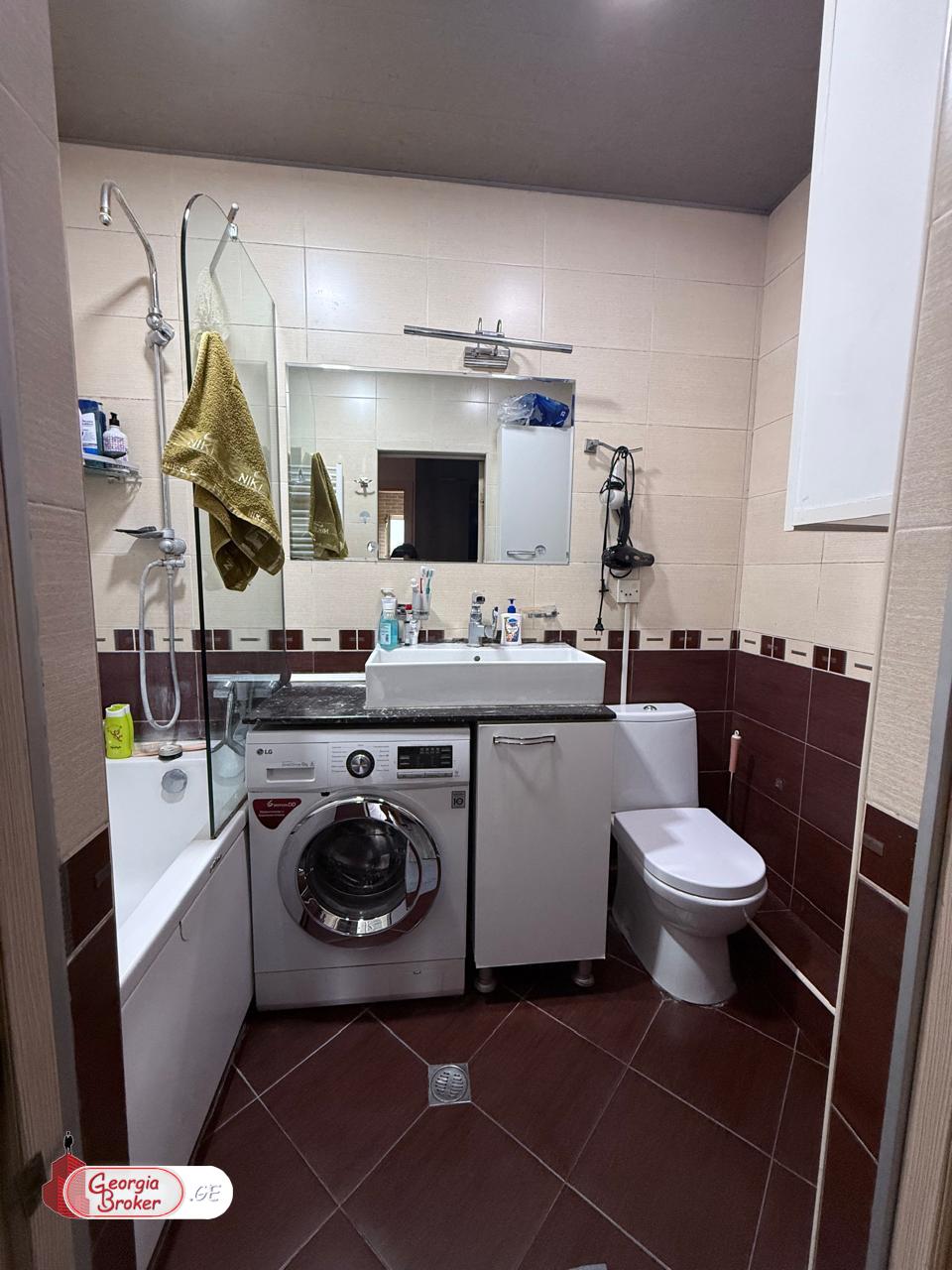 nearly repaired 3-room apartment for sale